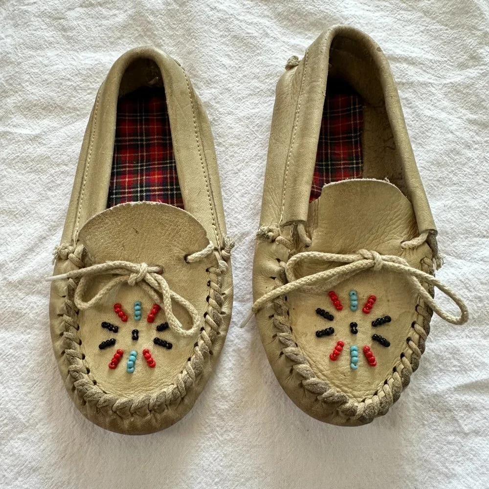 Minnetonka Style Beaded Leather Moccasins